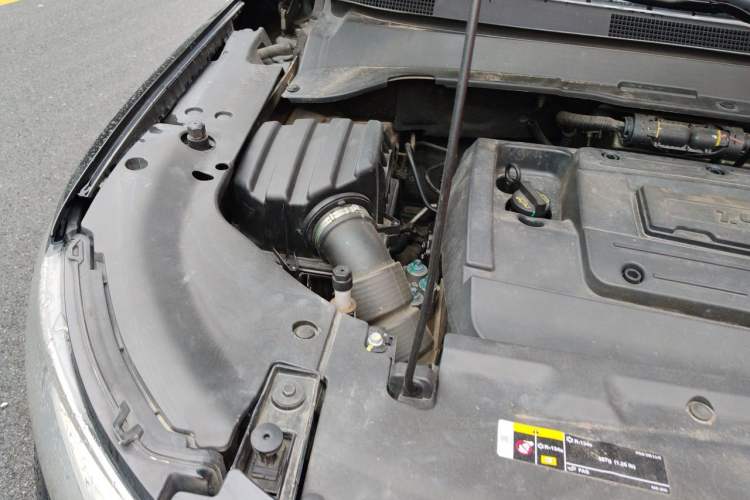 Used Jeep Compass 2017 200T Automatic Family Edition Engine Bay Right
