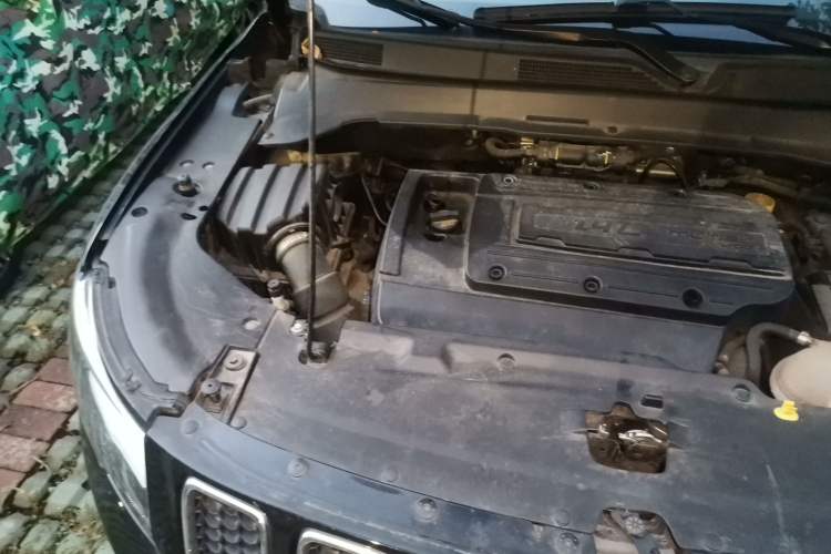 Used Jeep Compass 2017 200T Automatic Family Edition Engine Bay Right