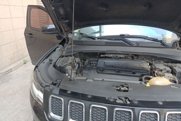 Used Jeep Compass 2017 200T Automatic Enjoyment Edition Engine Bay Right