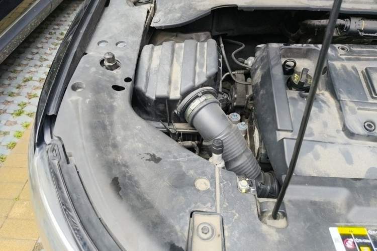 Used Jeep Compass 2017 200T Automatic Family Edition Engine Bay Right