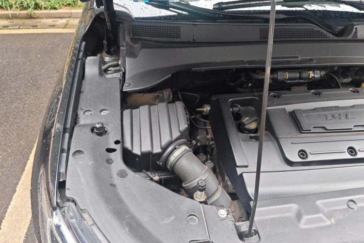 Used Jeep Compass 2017 200T Automatic Family Edition Engine Bay Right