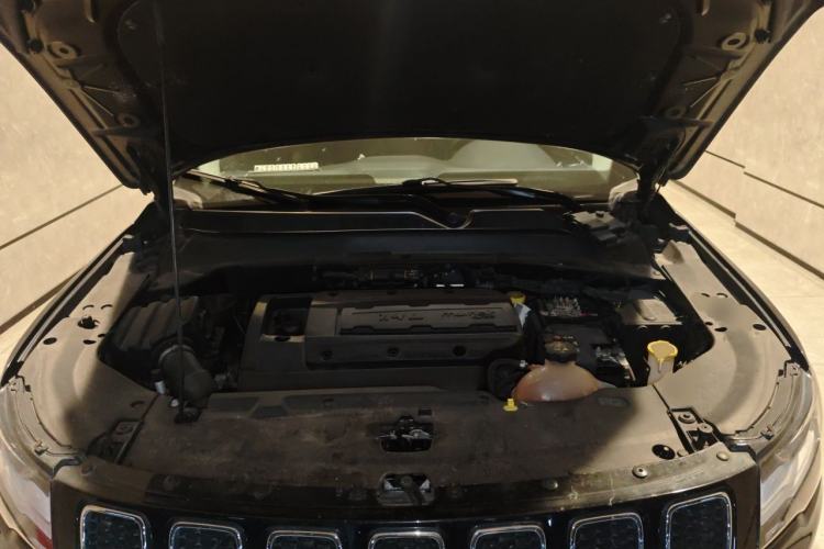 Used Jeep Compass 2017 200T Automatic Family Edition Engine Bay