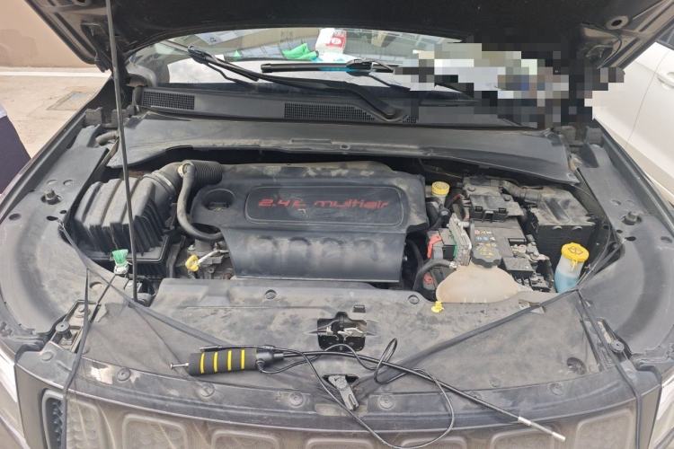 Used Jeep Compass 2017 200TS Automatic High-Performance All-Wheel Drive Edition Engine Bay