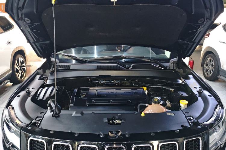 Used Jeep Compass 2017 200T Automatic Family Edition Engine Bay