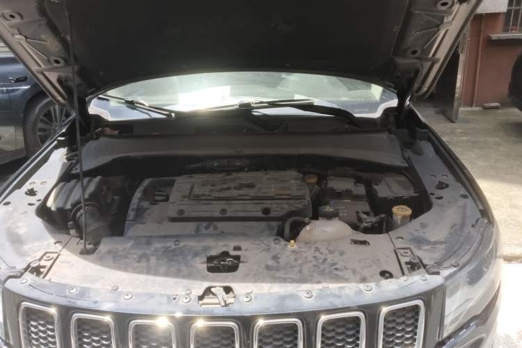 Used Jeep Compass 2017 200T Automatic Family Edition Engine Bay