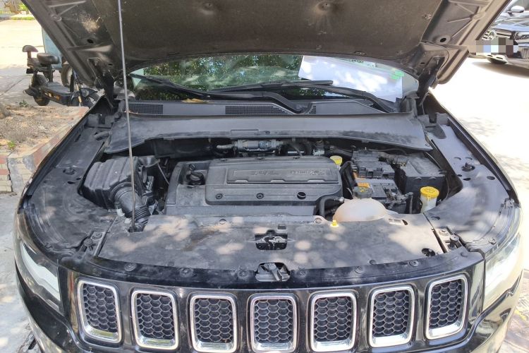 Used Jeep Compass 2017 200T Automatic Family Edition Engine Bay