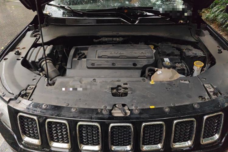 Used Jeep Compass 2017 200T Automatic Comfort Edition Engine Bay