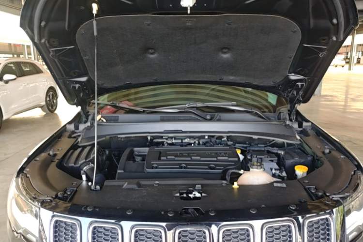 Used Jeep Compass 2017 200T Automatic Family Edition Engine Bay
