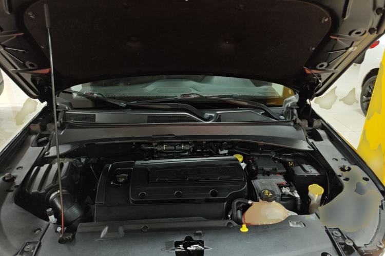 Used Jeep Compass 2017 200T Automatic Family Edition Engine Bay