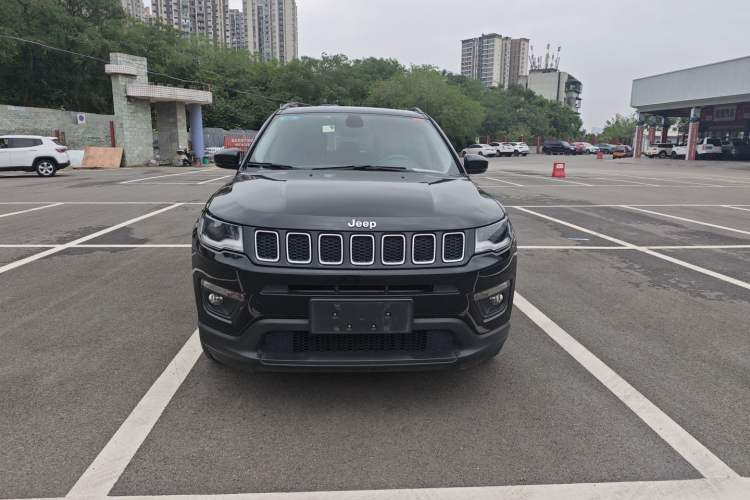 Used Jeep Compass 2017 200T Automatic Family Edition Exterior 1