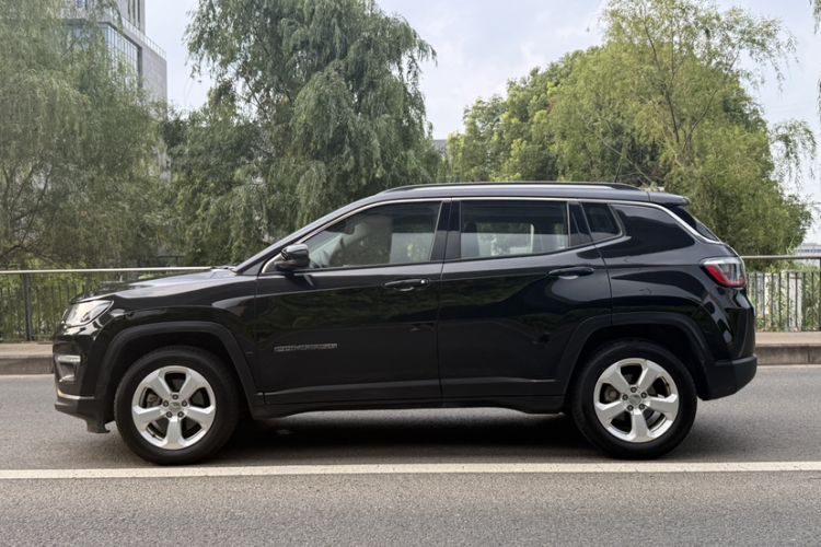 Used Jeep Compass 2017 200T Automatic Enjoyment Version Exterior 10