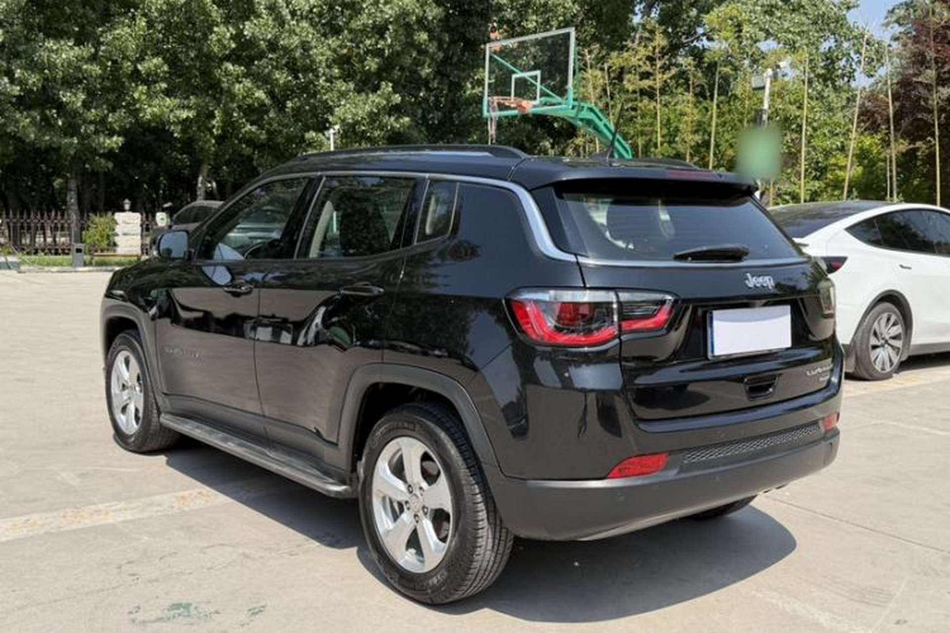 Used Jeep Compass 2017 200T Automatic Family Edition Exterior 2