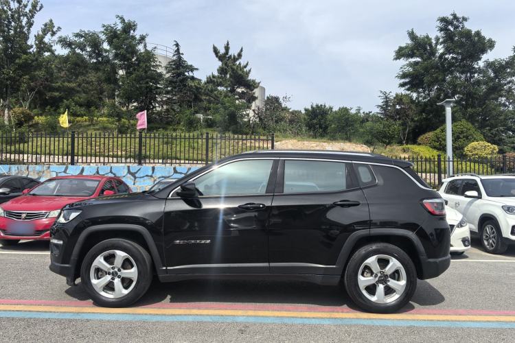 Used Jeep Compass 2017 200T Automatic Family Edition Exterior 3