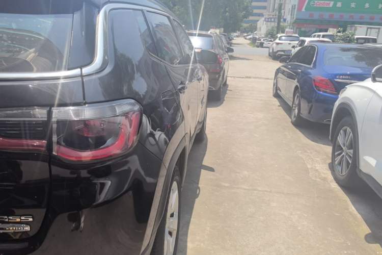 Used Jeep Compass 2017 200T Automatic Family Edition Exterior 3