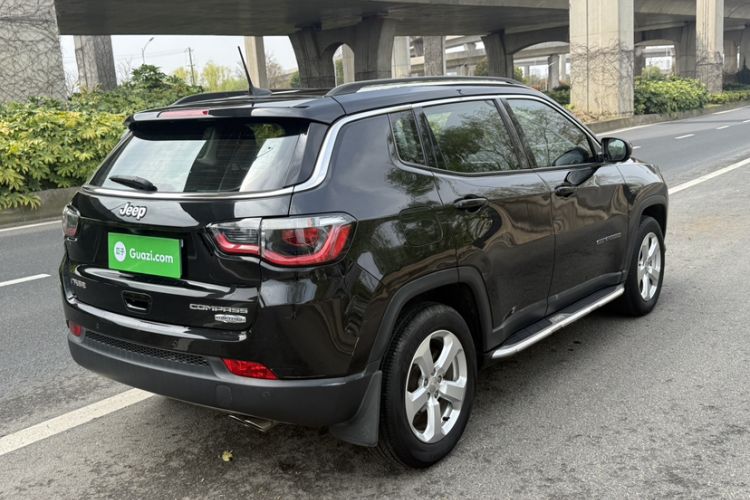 Used Jeep Compass 2017 200T Automatic Family Edition Exterior 5