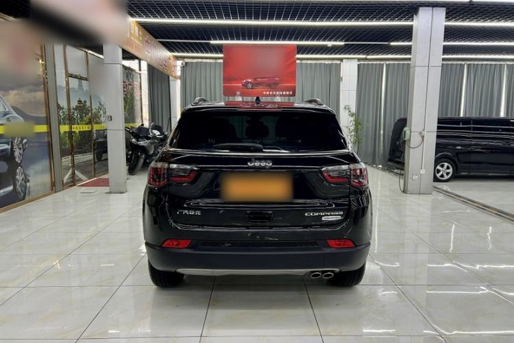 Used Jeep Compass 2017 200T Automatic Family Edition Exterior 5