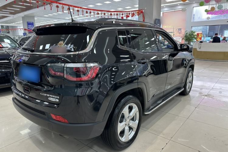Used Jeep Compass 2017 200T Automatic Family Edition Exterior 5
