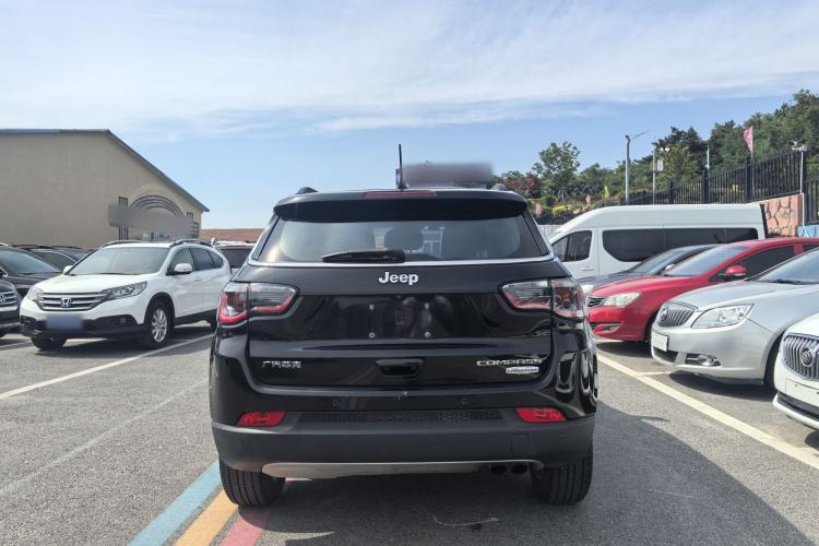 Used Jeep Compass 2017 200T Automatic Family Edition Exterior 5