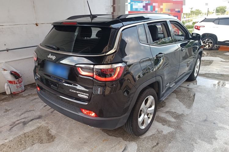 Used Jeep Compass 2017 200T Automatic Family Edition Exterior 5