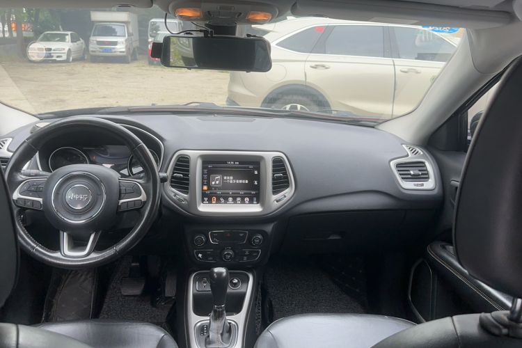 Used Jeep Compass 2017 200T Automatic Family Edition Exterior 7