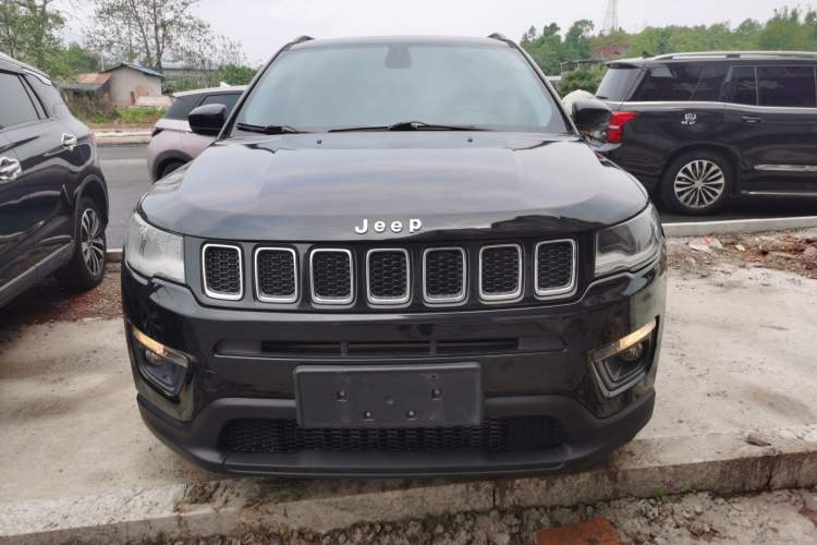 Used Jeep Compass 2017 200T Automatic Family Edition Front