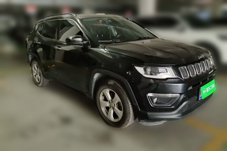 Used Jeep Compass 2017 200T Automatic Family Edition Front Right 45 Deg