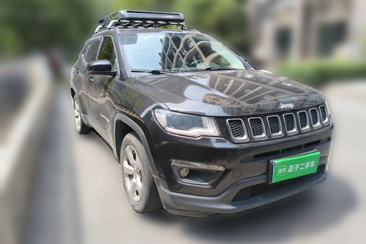 Used Jeep Compass 2017 200T Automatic Family Edition Front Right 45 Deg