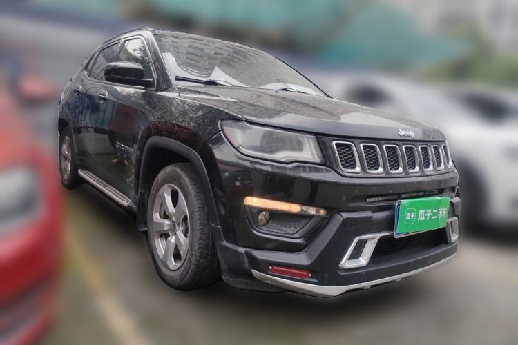 Used Jeep Compass 2017 200T Automatic Family Edition Front Right 45 Deg