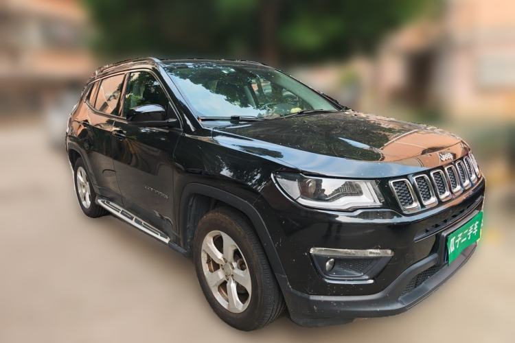 Used Jeep Compass 2017 200T Automatic Family Edition Front Right 45 Deg