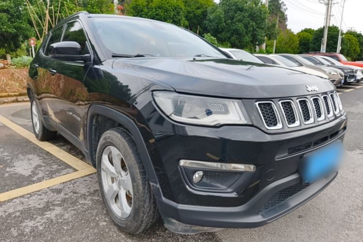 Used Jeep Compass 2017 200T Automatic Family Edition Front Right 45 Deg