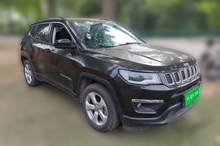 Used Jeep Compass 2017 200T Automatic Family Edition Front Right 45 Deg