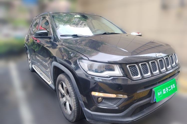 Used Jeep Compass 2017 200T Automatic Family Edition Front Right 45 Deg