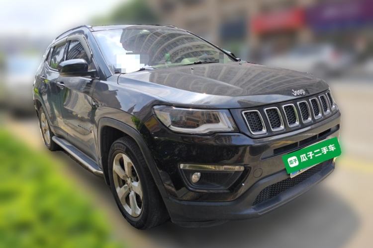 Used Jeep Compass 2017 200T Automatic Family Edition Front Right 45 Deg