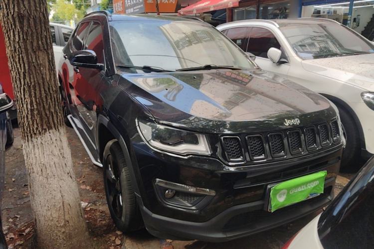 Used Jeep Compass 2017 200T Automatic Family Edition Front Right 45 Deg