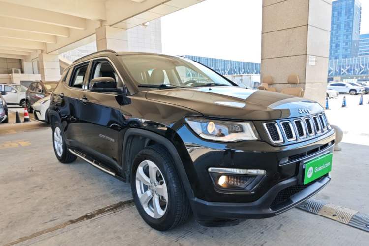 Used Jeep Compass 2017 200T Automatic Family Edition Front Right 45 Deg