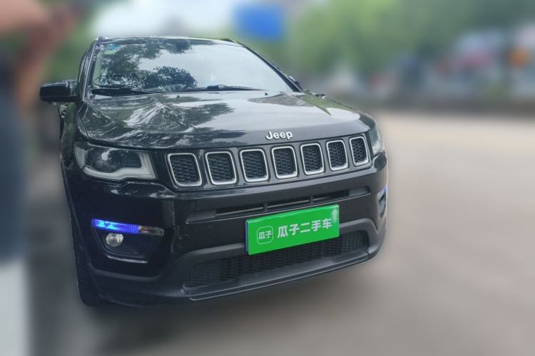Used Jeep Compass 2017 200T Automatic Family Edition Front Right 45 Deg