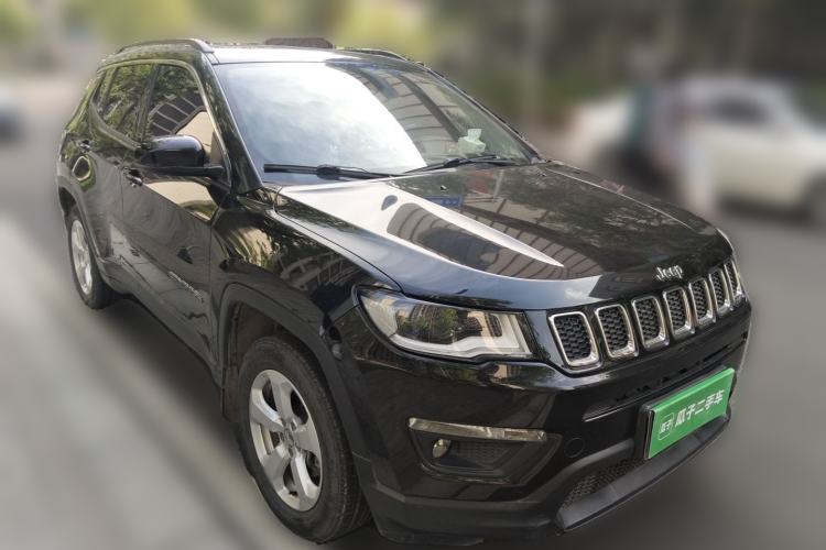 Used Jeep Compass 2017 200T Automatic Family Edition Front Right 45 Deg