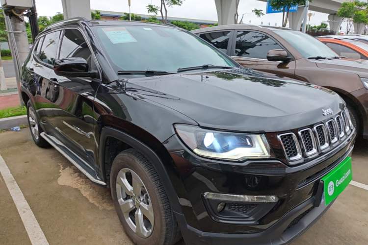 Used Jeep Compass 2017 200T Automatic Family Edition Front Right 45 Deg