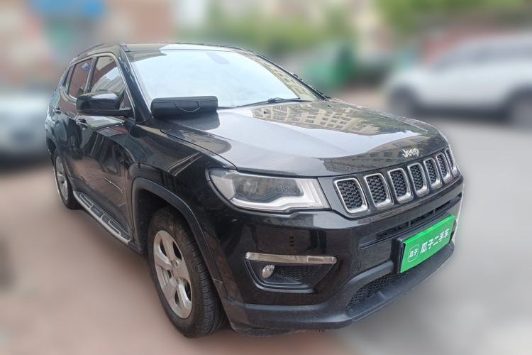 Used Jeep Compass 2017 200T Automatic Family Edition Front Right 45 Deg