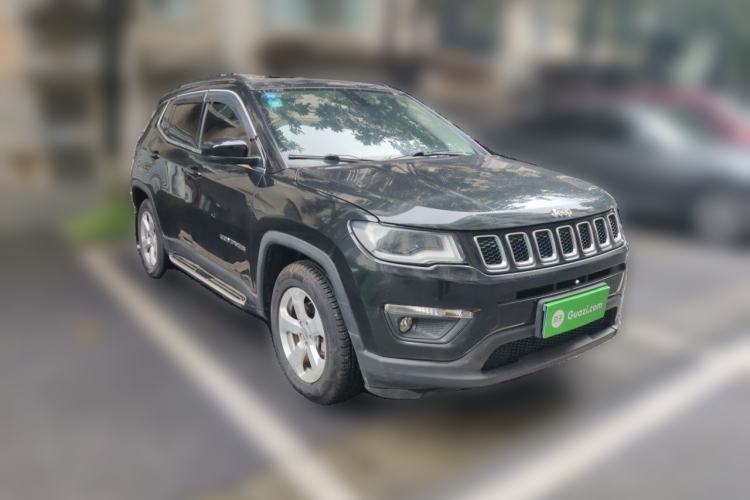 Used Jeep Compass 2017 200T Automatic Family Edition Front Right 45 Deg