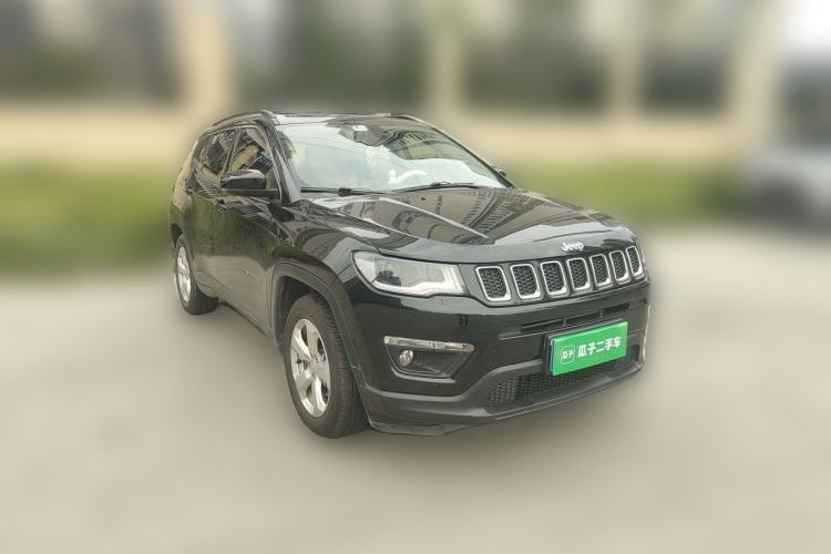 Used Jeep Compass 2017 200T Automatic Family Edition Front Right 45 Deg