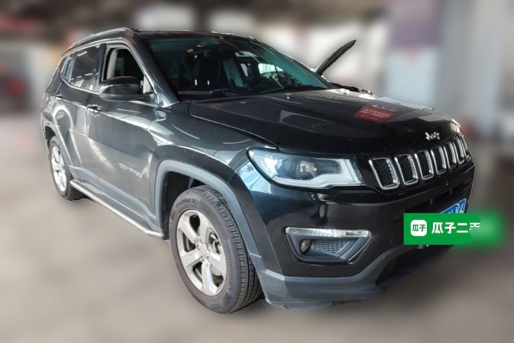 Used Jeep Compass 2017 200T Automatic Family Edition Front Right 45 Deg