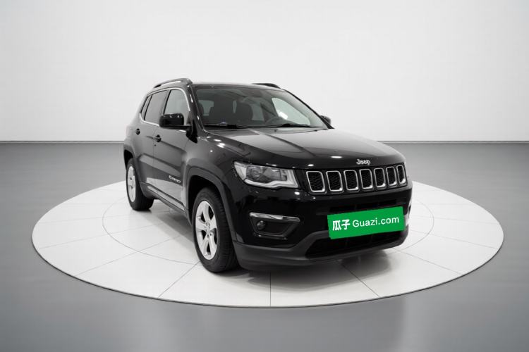 Used Jeep Compass 2017 200T Automatic Family Edition Front Right 45 Deg