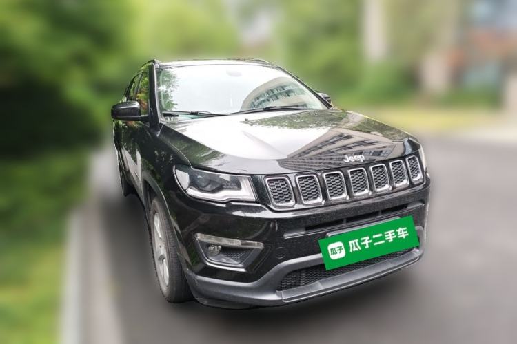 Used Jeep Compass 2017 200T Automatic Family Edition Front Right 45 Deg