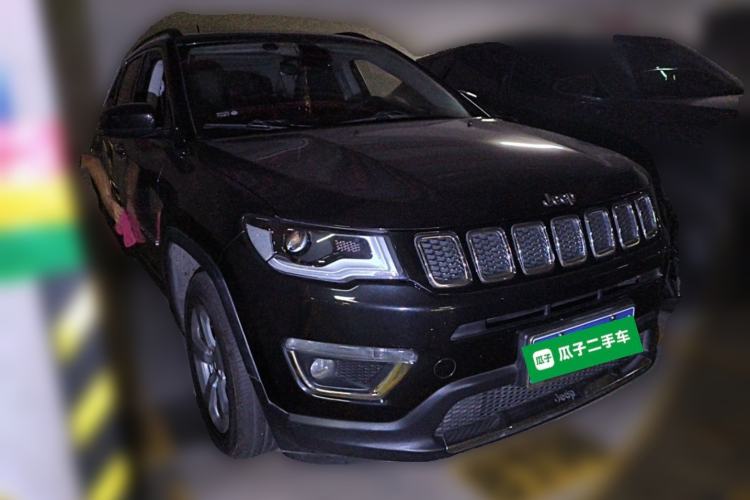 Used Jeep Compass 2017 200T Automatic Family Edition Front Right 45 Deg