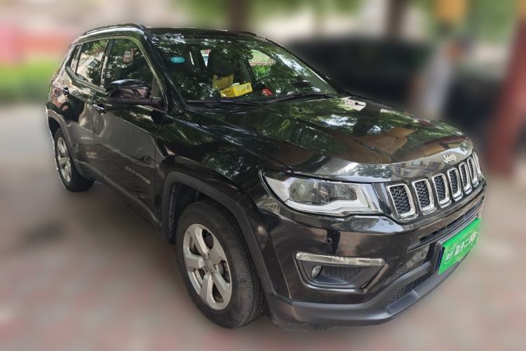 Used Jeep Compass 2017 200T Automatic Family Edition Front Right 45 Deg