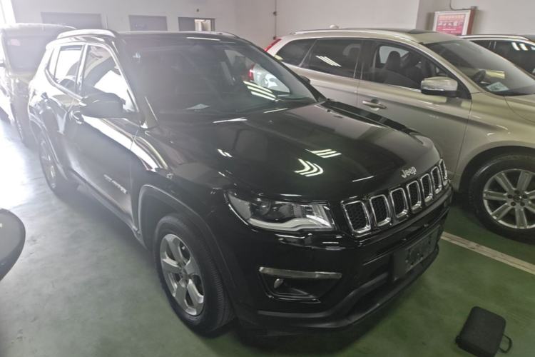 Used Jeep Compass 2017 200T Automatic Family Edition Front Right 45 Deg