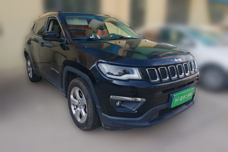 Used Jeep Compass 2017 200T Automatic Family Edition Front Right 45 Deg