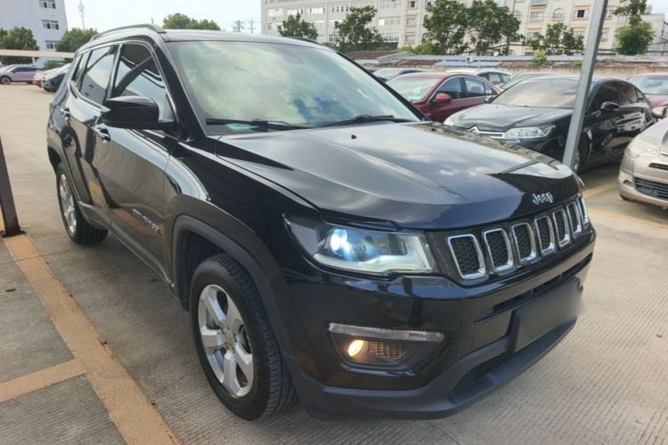 Used Jeep Compass 2017 200T Automatic Family Edition Front Right 45 Deg