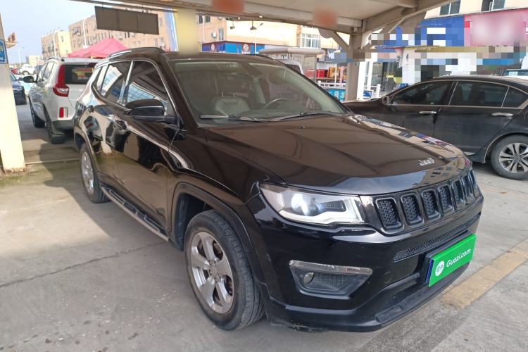 Used Jeep Compass 2017 200T Automatic Family Edition Front Right 45 Deg